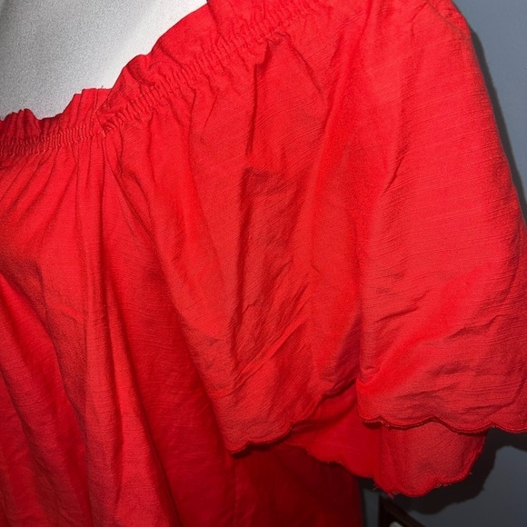 LC lauren conrad- red top - Picture 3 of 6